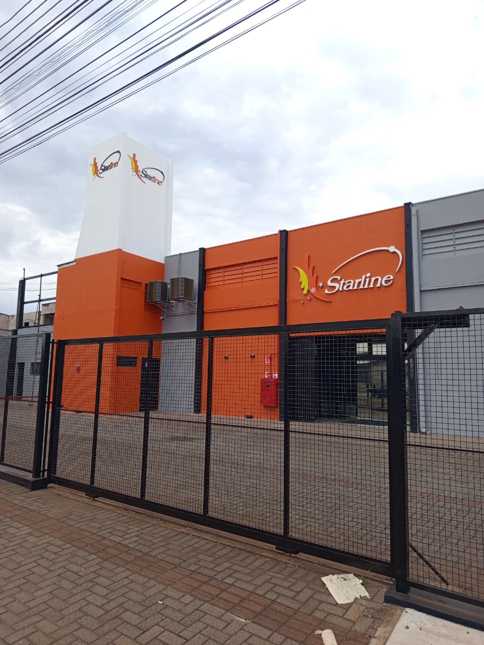 Fachada Starline