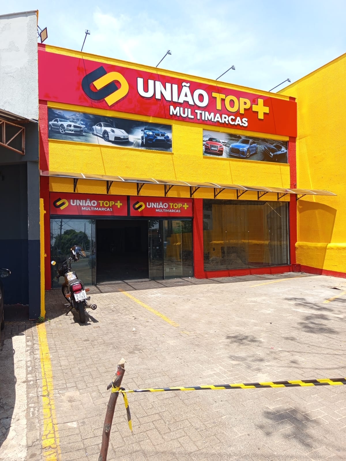 Fachada União Top